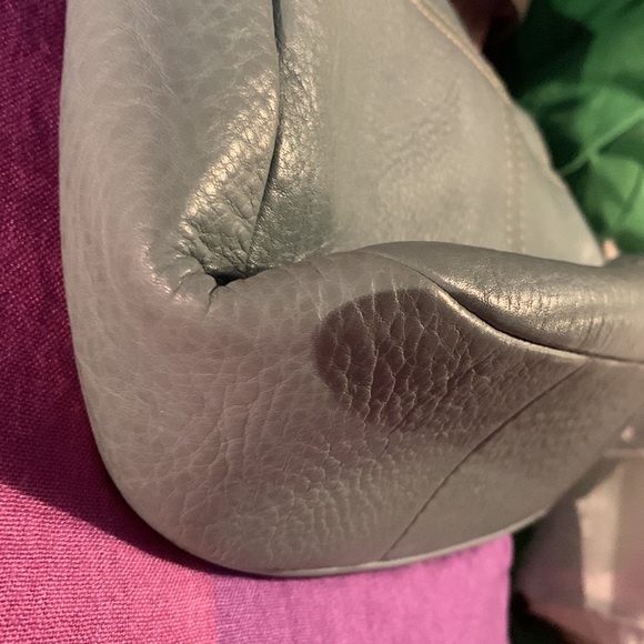 Super clean coach in a robins egg blue - Picture 11 of 11